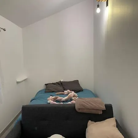 Apt In Central * Parigi